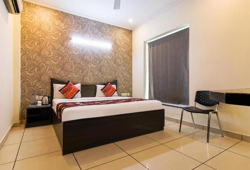 اتاق لوکس, Fabhotel Gazelle Inn