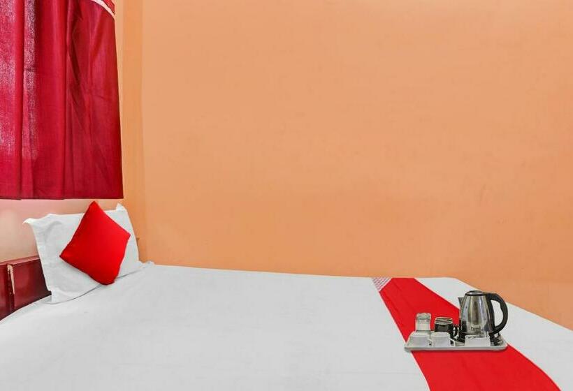 اتاق کلاسیک سه تخته, Flagship Hotel Narayani Palace