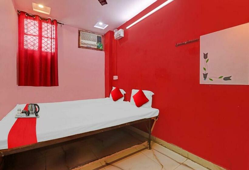 اتاق کلاسیک سه تخته, Flagship Hotel Narayani Palace