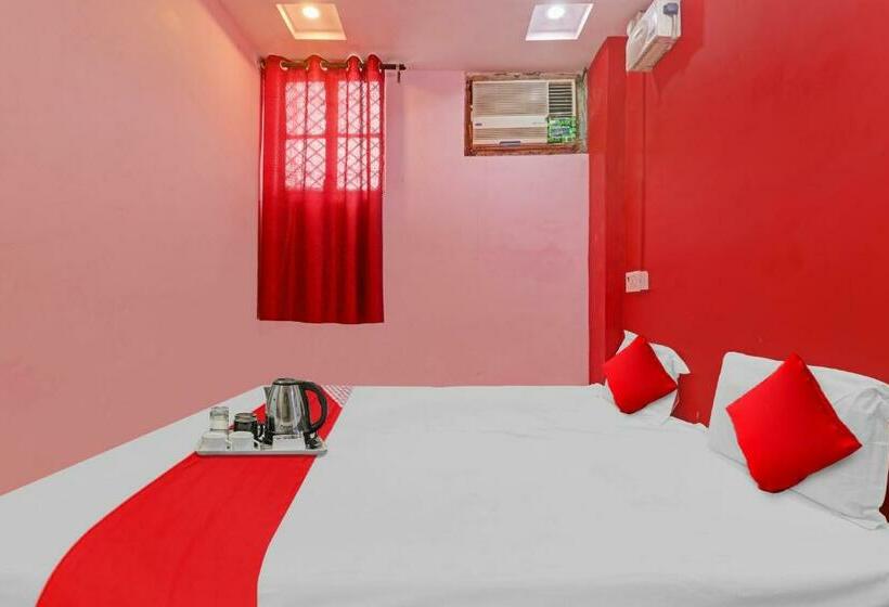 اتاق کلاسیک سه تخته, Flagship Hotel Narayani Palace