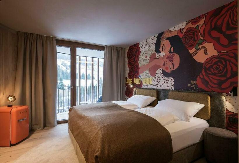 Номер Deluxe, Badia Hill