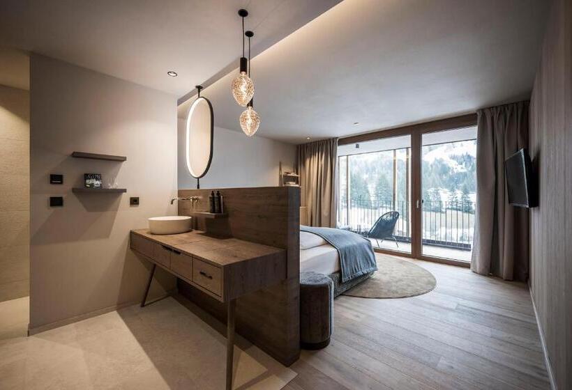 חדר דלוקס, Badia Hill