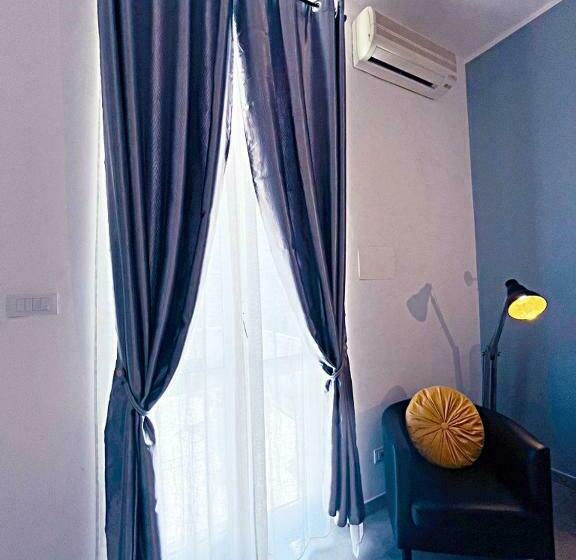 スタンダードルーム, Pit Stop Ciampino Station