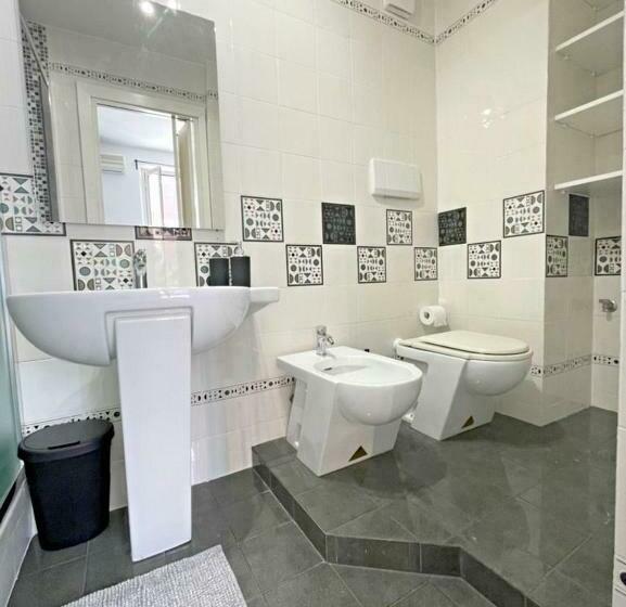 スタンダードルーム, Pit Stop Ciampino Station