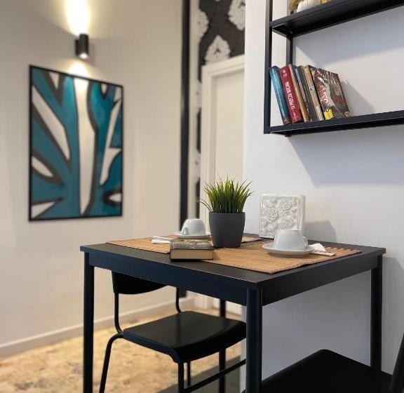 Quarto Estandar, Pit Stop Ciampino Station