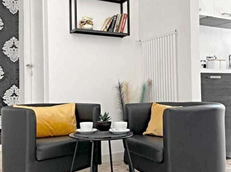 スタンダードルーム, Pit Stop Ciampino Station