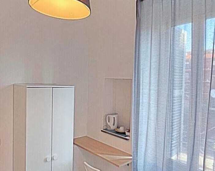 Quarto Estandar, Pit Stop Ciampino Station
