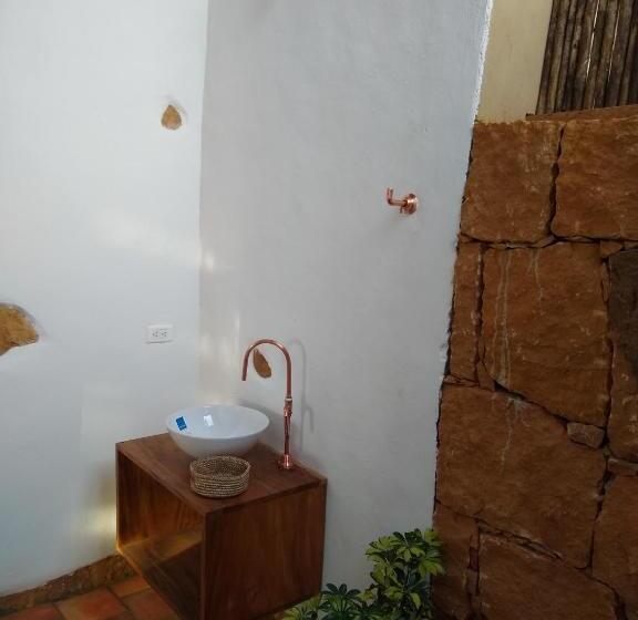 스위트 킹사이즈 침대, Cariguá