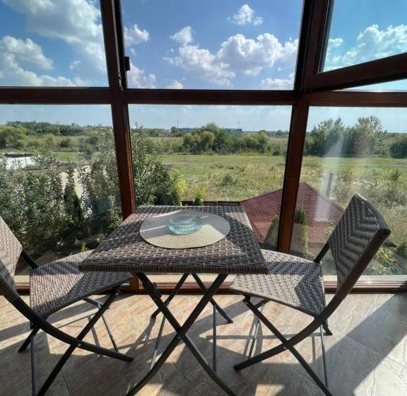 스탠다드 룸 킹사이즈 침대, Ami Residence Bucharest Airport,therme&free Parking Otopeni