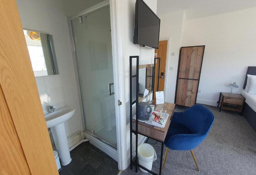 基本三人间, North Cambridge Guesthouse By Payman Club