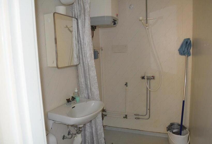 חדר סטנדרט לארבעה, Bollnäs Vandrarhem