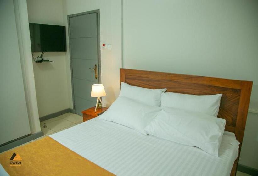اتاق اکونومی یک تخته, Cwezi By The Lake
