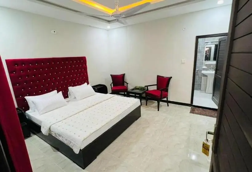 اتاق استاندارد, 11
