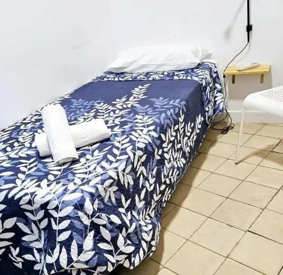 اتاق استاندارد یک تخته با سرویس بهداشتی مشترک, Arc House Mezquita - Adults Only