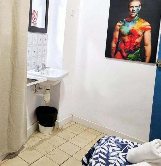 اتاق استاندارد یک تخته با سرویس بهداشتی مشترک, Arc House Mezquita - Adults Only
