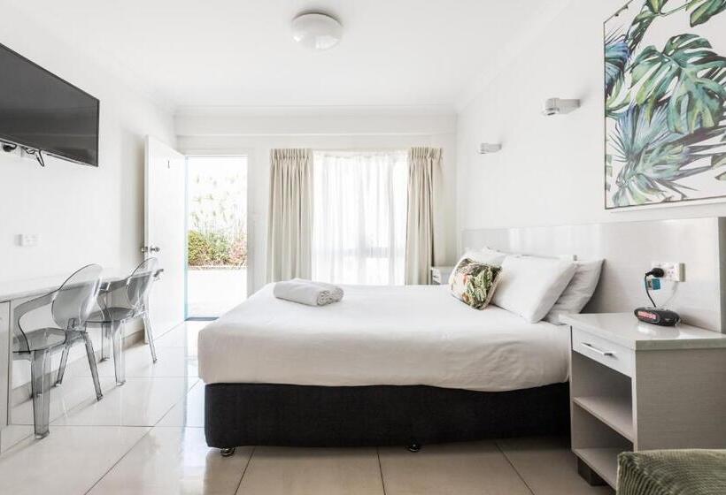 スタンダードルーム, Hibiscus Motel