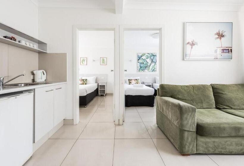 スイート（家族用）, Hibiscus Motel