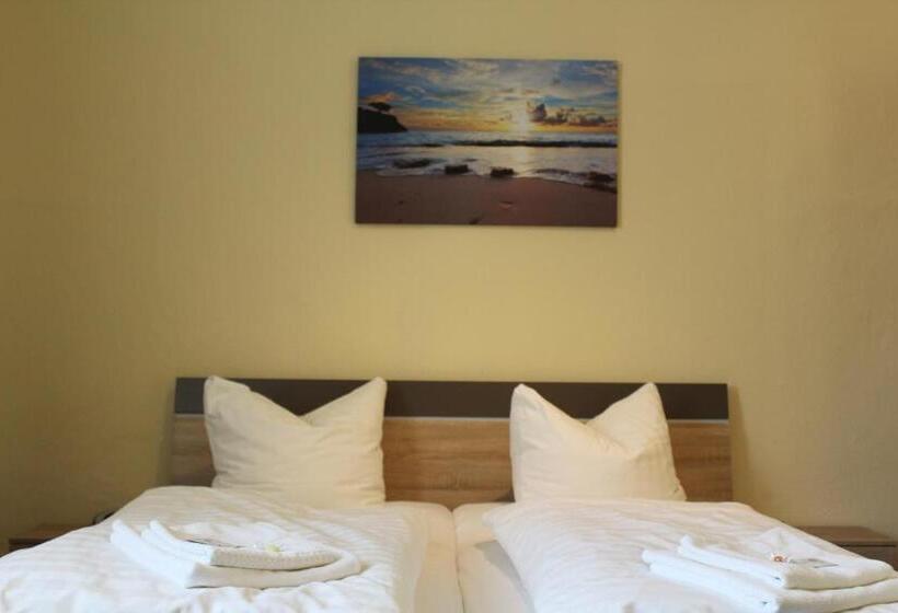 스탠다드 룸, Am Park