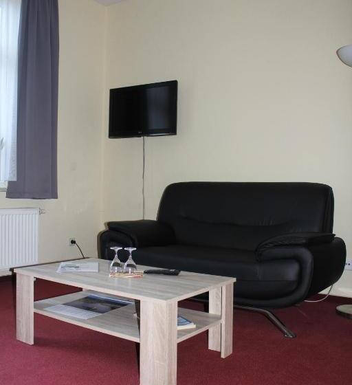 스탠다드 룸, Am Park