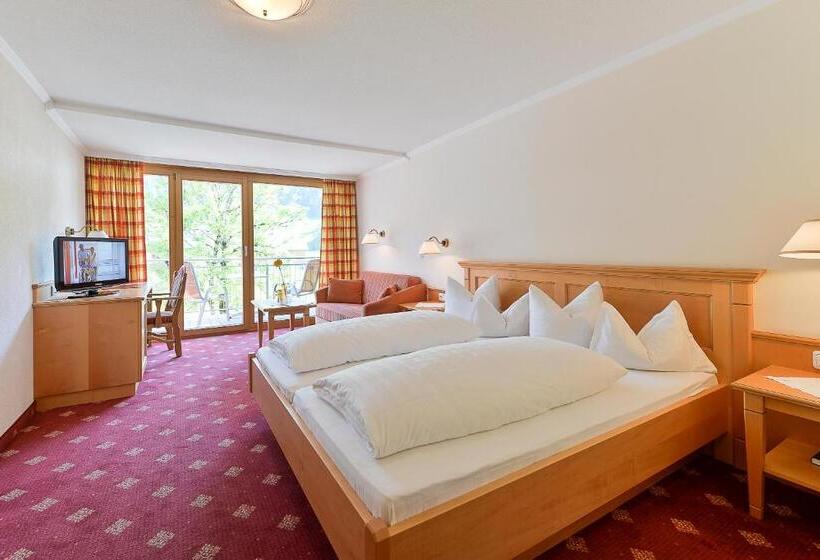 غرفة كمفورت مع بلكونة, Das Schiff In Den Bergen