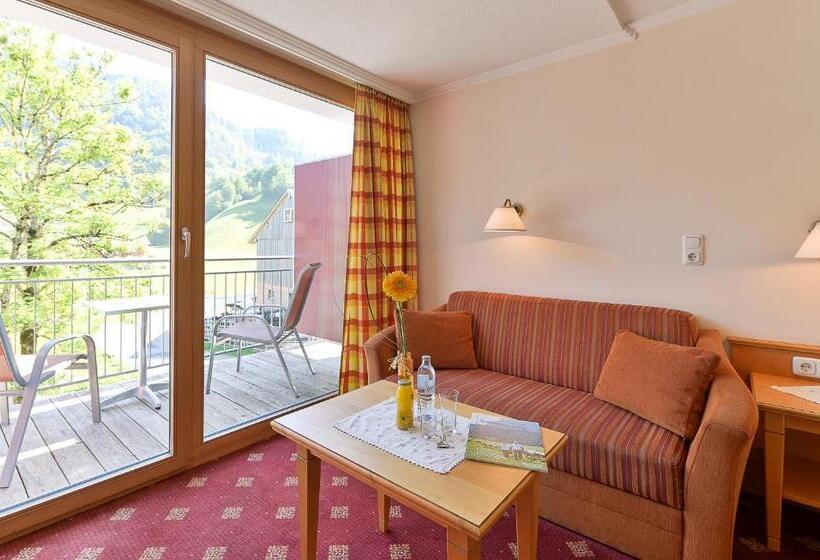 غرفة كمفورت مع بلكونة, Das Schiff In Den Bergen