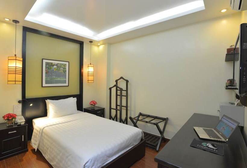 اتاق استاندارد یک نفره, Finnegans