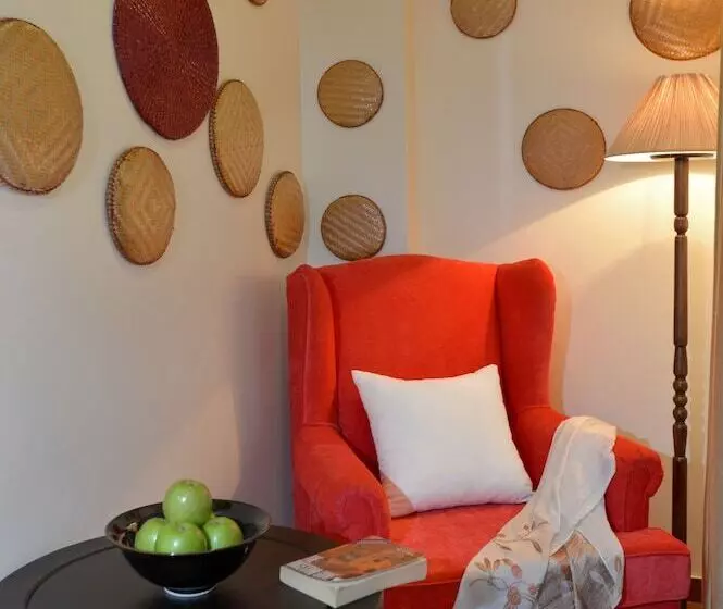 Suite with Terrace, Finnegans
