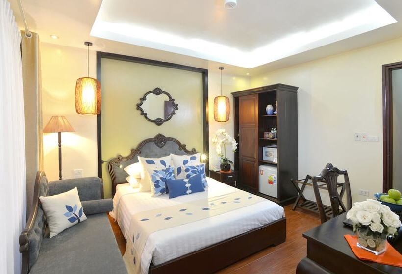 سوئیت با بالکن, Finnegans