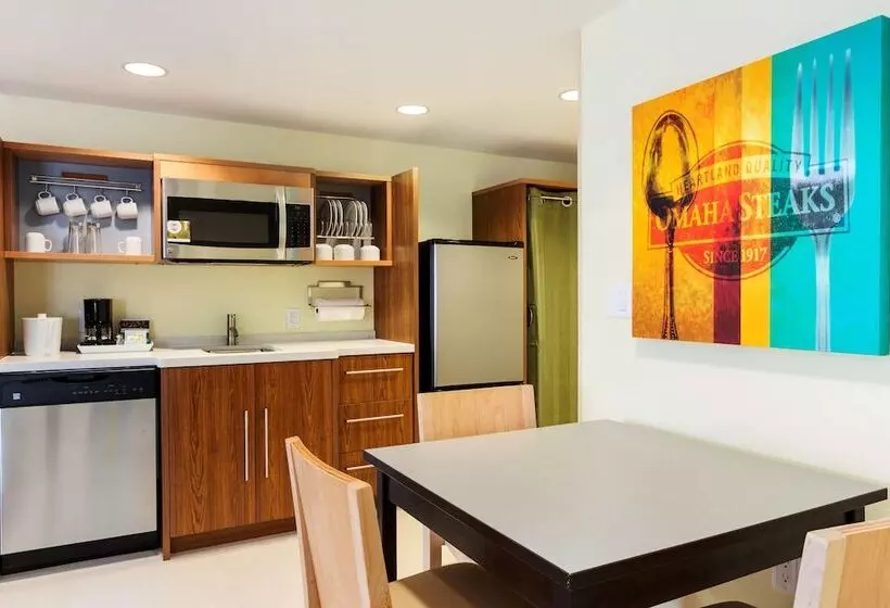 身障者適用スイートルーム, Home2 Suites By Hilton Omaha West, Ne