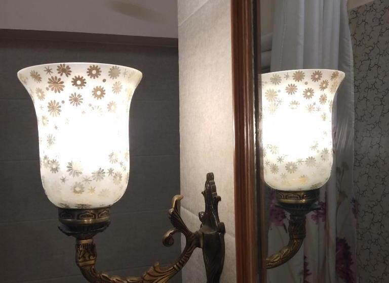 חדר דלוקס, Jai Niwas