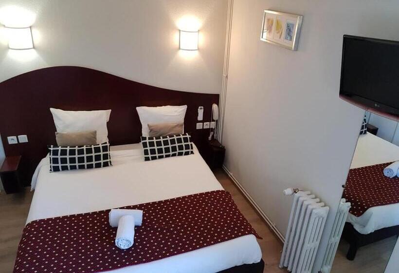 Номер Стандарт Смежный, Les Commercants