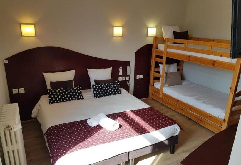 Номер Стандарт Смежный, Les Commercants