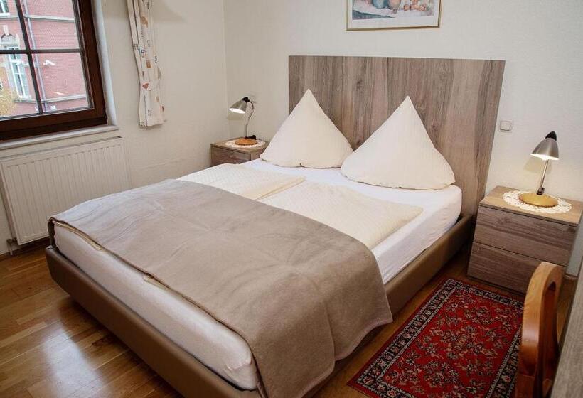 스탠다드 룸, Lothringer Hof