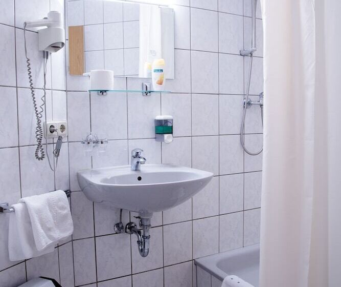 스탠다드 룸, Lothringer Hof