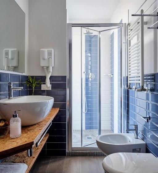 اتاق سوپریور با بالکن, Madison