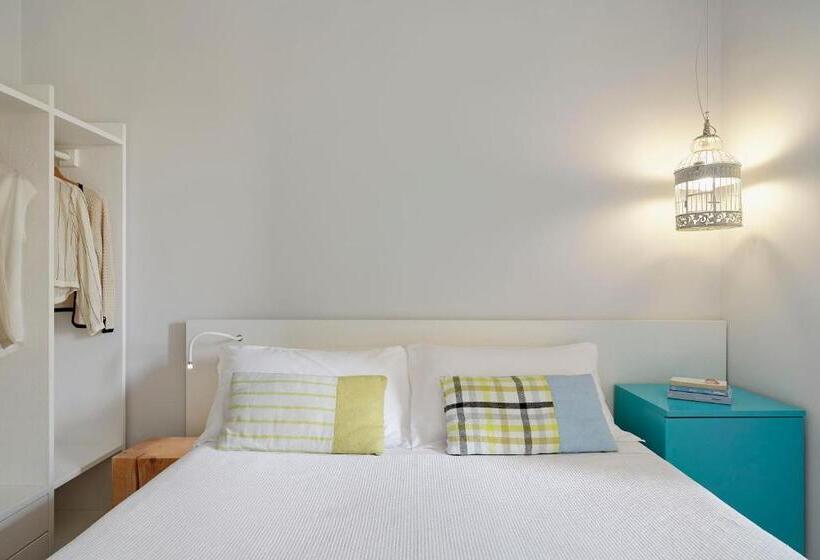 اتاق سوپریور با بالکن, Madison