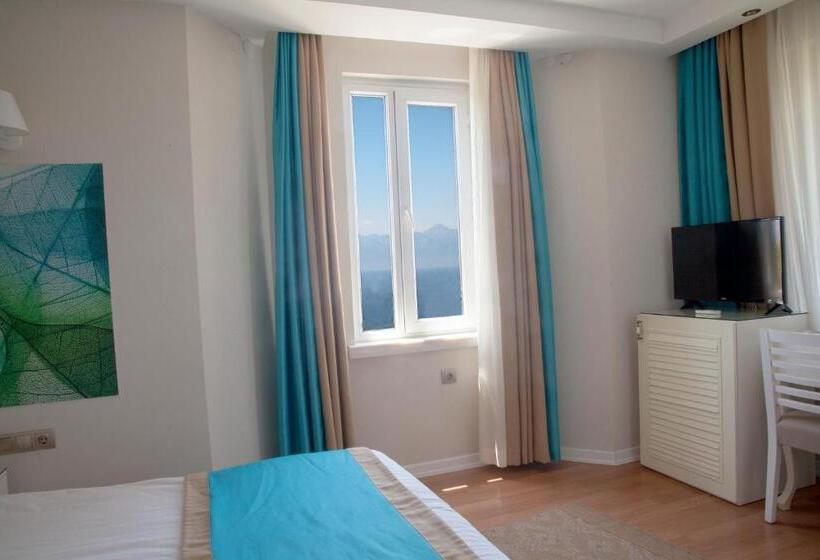 Camera Standard Vista Mare, Nasa Flora