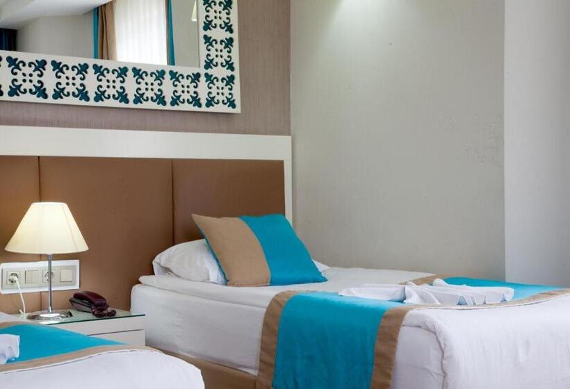 Camera Standard Vista Mare, Nasa Flora