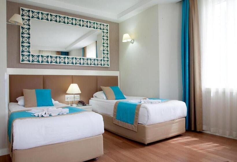 Camera Standard Vista Mare, Nasa Flora