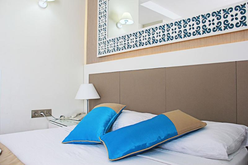 Camera Standard, Nasa Flora