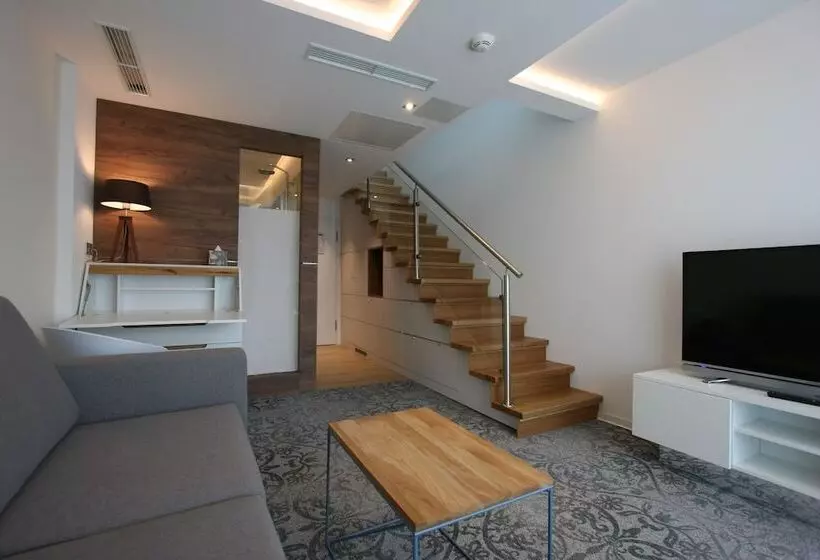 ドゥプレックスルーム, Parkhotel Residenz