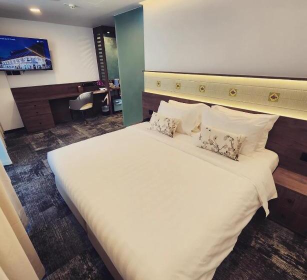 Classic Interior Room, Santa Grand Hotel East Coast A Nuve Group Collection