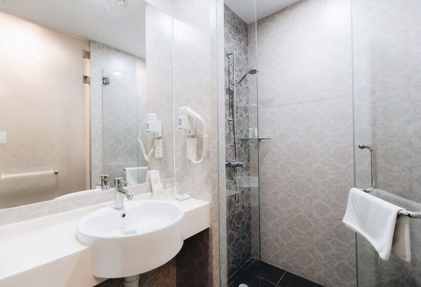 اتاق لوکس, Santa Grand Hotel East Coast A Nuve Group Collection