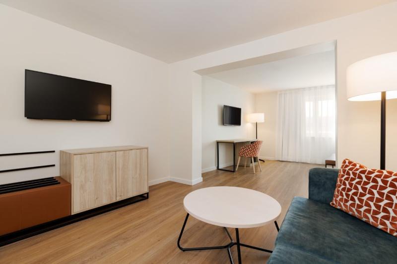 اتاق استاندارد سه نفره, Santa Grand Hotel East Coast A Nuve Group Collection