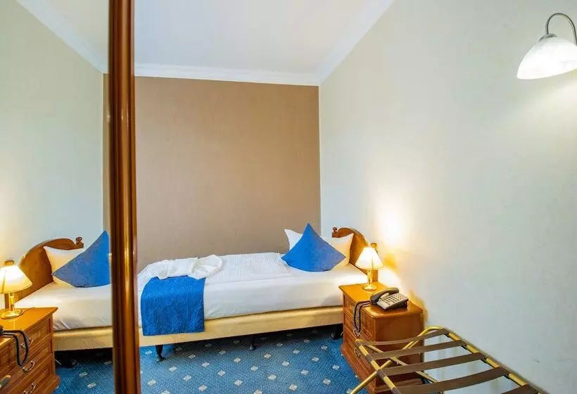 Standard Yhden Hengen Huone, Seehotel Großräschen