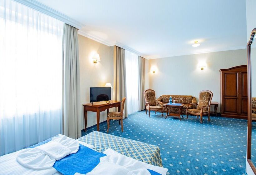 Полулюкс, Seehotel Großräschen