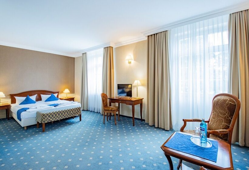 جناح جونيور, Seehotel Großräschen