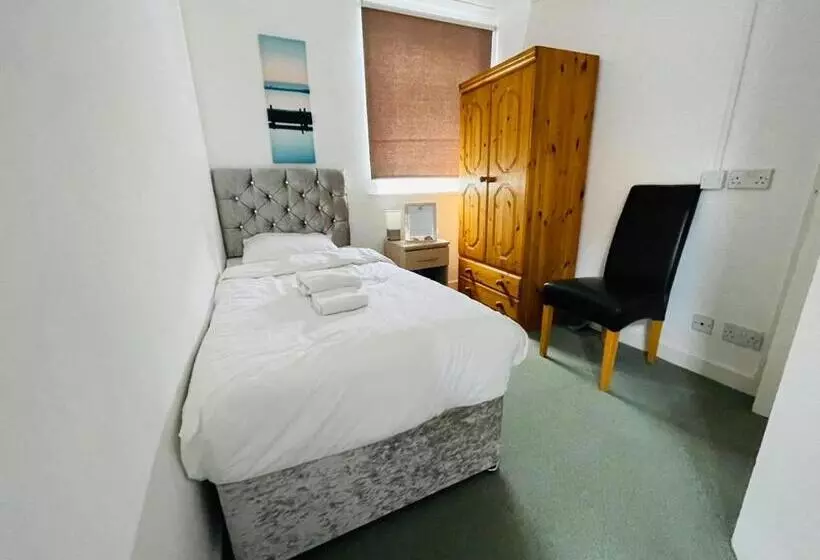 Standard Yhden Hengen Huone, Star Hotel, South Leicester