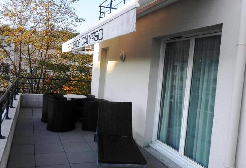 Апартаменты Deluxe 1 Спальня, Residence Services Calypso Calanques Plage