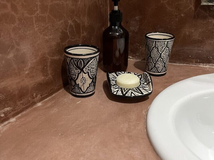 סוויטה, Riad Amana